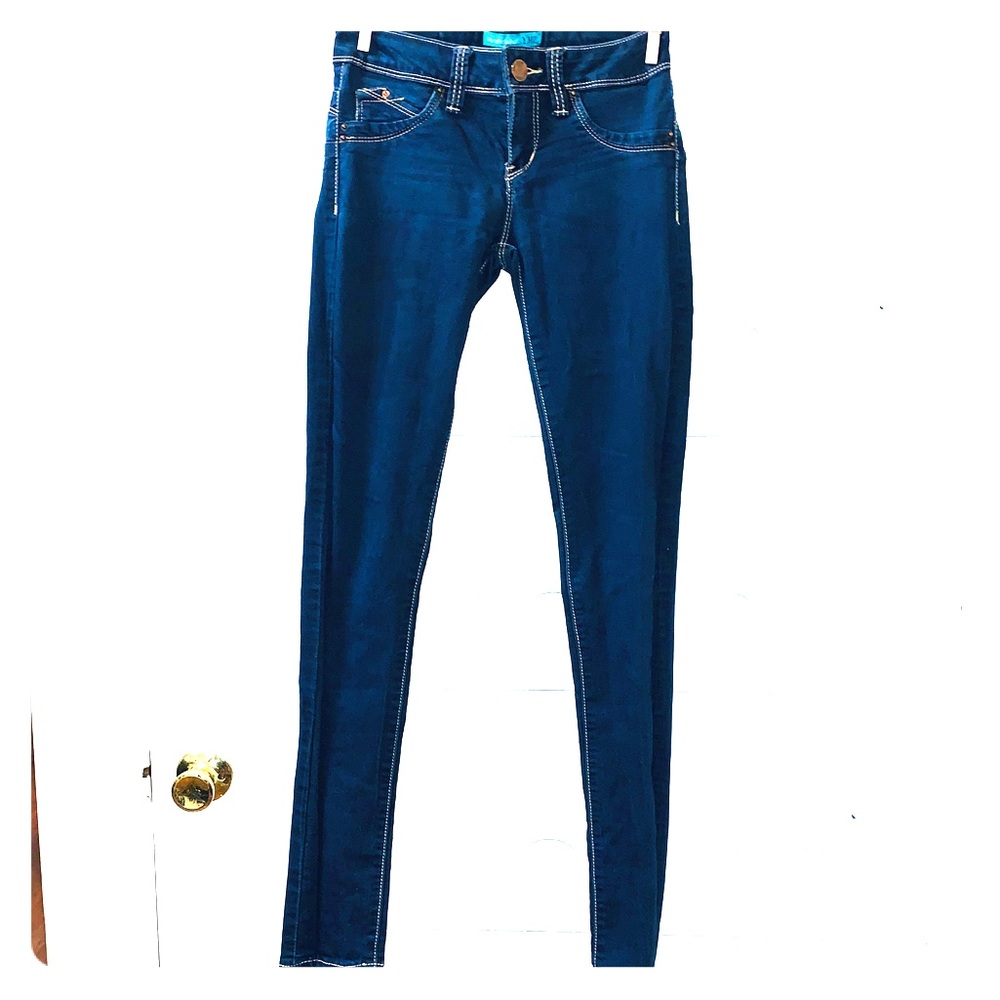 YMI Wanna Better Butt skinny stretch jeans size 1